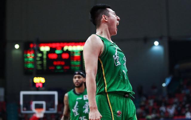 李春江|CBA最新排名:辽宁第1,上海第2,广东无缘前4,争冠形势不明朗