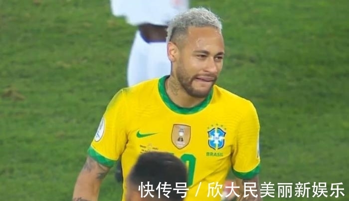 秘鲁|美洲杯31岁门将超神表演,14秒连续3次神扑