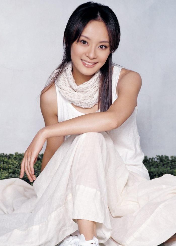 脸上有这4个“特征”的女生，尽量别留长直发！短发才更适合你