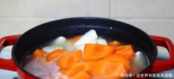 天冷吃羊肉,除了这3味料,其他的别乱放,羊肉鲜美无膻味,真香