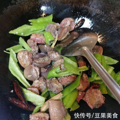 这辣椒炒海腚 爆炒海葵连吃3天了！明天还想吃