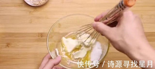 花生酥饼|一碗面粉，一把花生，让你在家就能做酥得掉渣的花生酥饼！