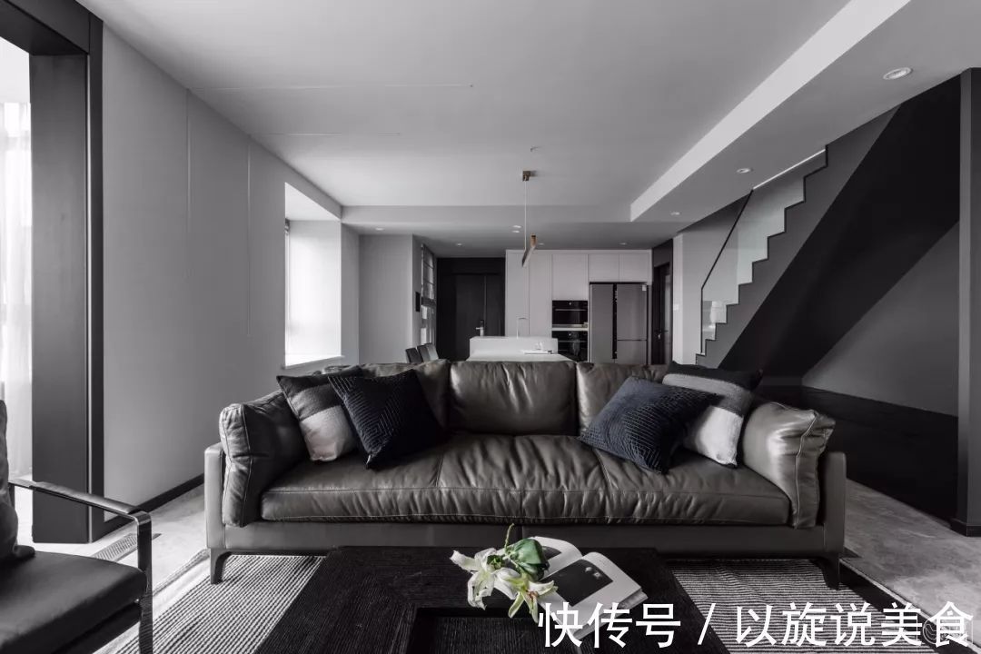 客厅|33款高级灰的客厅,简约空间的高级感