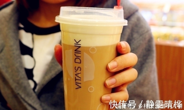 奶茶|这3种饮品,就算孩子死缠烂打,家长也不要轻易给孩子,危害太大