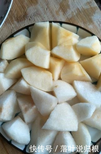 好吃的金桔雪梨苹果汤水的做法