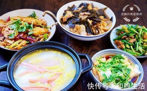 一家三口的晚餐，朋友圈走红，网友：家常过日子拒绝精致穷