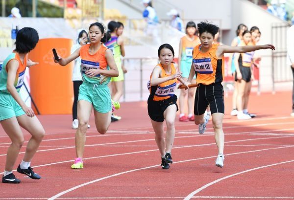 田徑賽場上演市運會壓軸大戲|圖集 | 軍功章