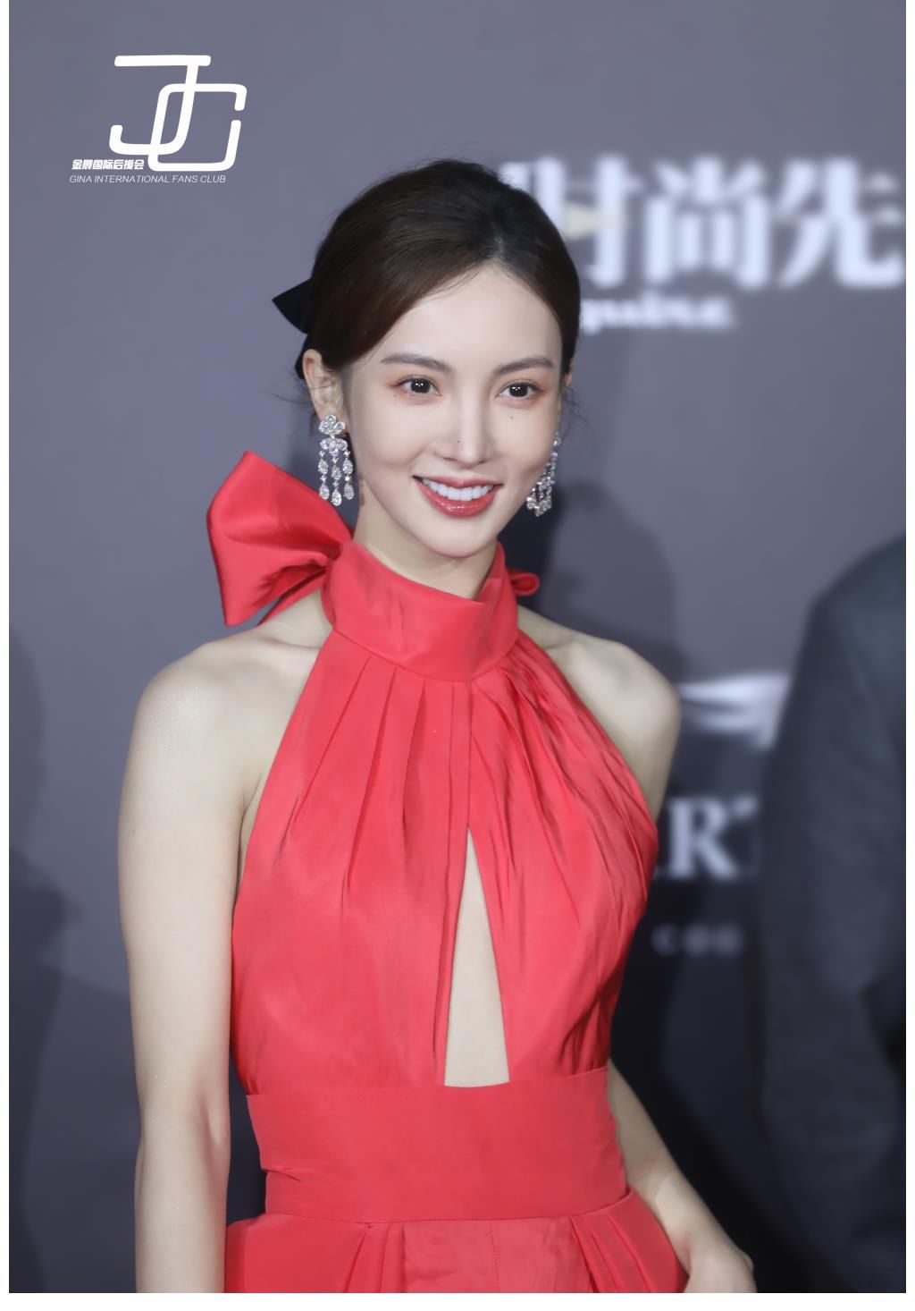 95爱豆后，金晨又搭档流量小生，上演8岁差姐弟恋，有望霸屏