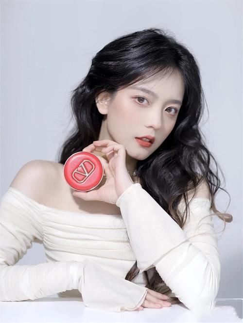 唇部 秋天的“口红”要怎么涂才够好看?从这3个方面下手,精致又洋气