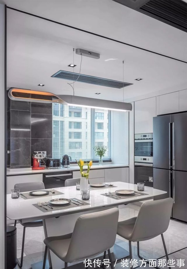 柜体|120㎡现代轻奢风开放式设计和朴素的色调,有一种高品质的氛围!