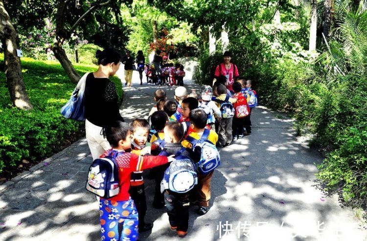 母亲|孩子不愿意去幼儿园,只因母亲的一句口头禅,很多家长都喜欢说