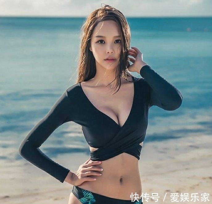 甜美|比基尼泳衣,甜美气息扑面而来,精致显瘦!