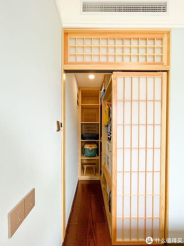 小沙发|上海业主脑洞大开,动线改造有了玄关,家中囡囡多了个mini衣帽间