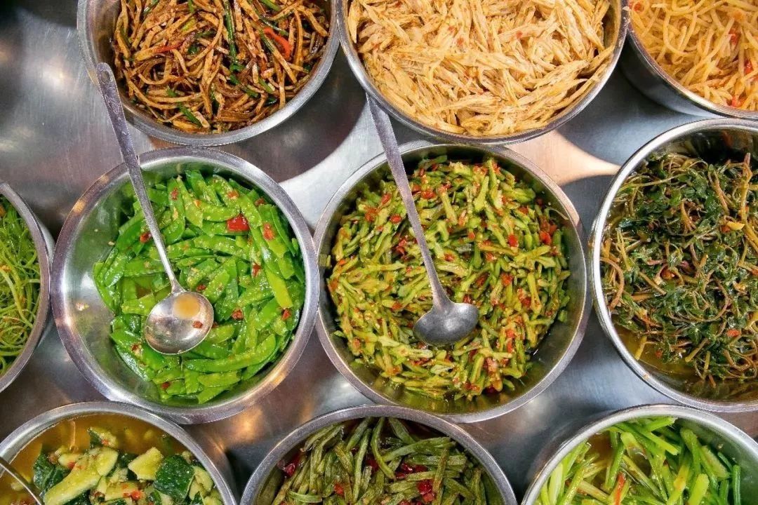 味道|小摊上凉拌菜好吃,主要是这“4样调料”,比着在家做,味道一样