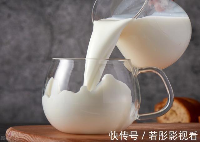 差别|“鲜奶”和“纯牛奶”有啥区别?营养差别很大,学会可别再乱买了