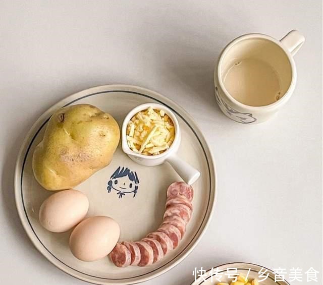 低卡早餐！芝士香肠土豆蛋饼，美味0难度！