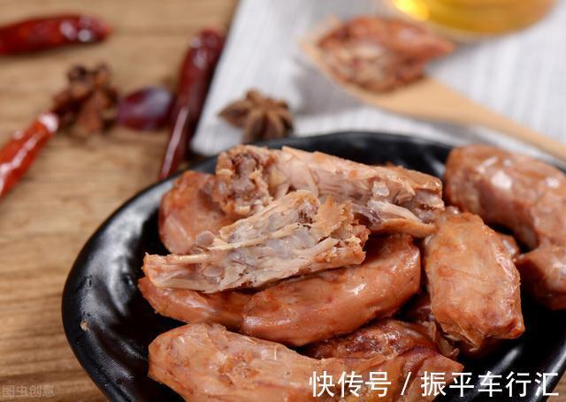 保存熟肉时,不要直接放冰箱,多加1个步骤,肉好保存更新鲜