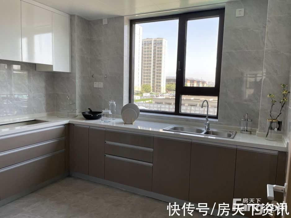 谍照|请查收从东营东城热门楼盘现场传来多张谍照（组图）