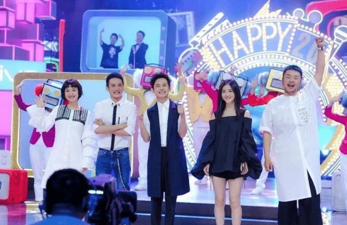 郑元畅|十数年如一日爆笑,《快乐大本营》最近一集告诉你什么叫与时俱进