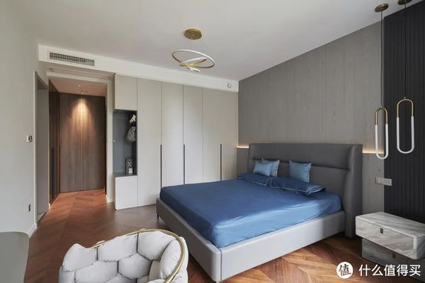 wifi|豪掷百万装修130㎡，客厅竟只用来打王者？