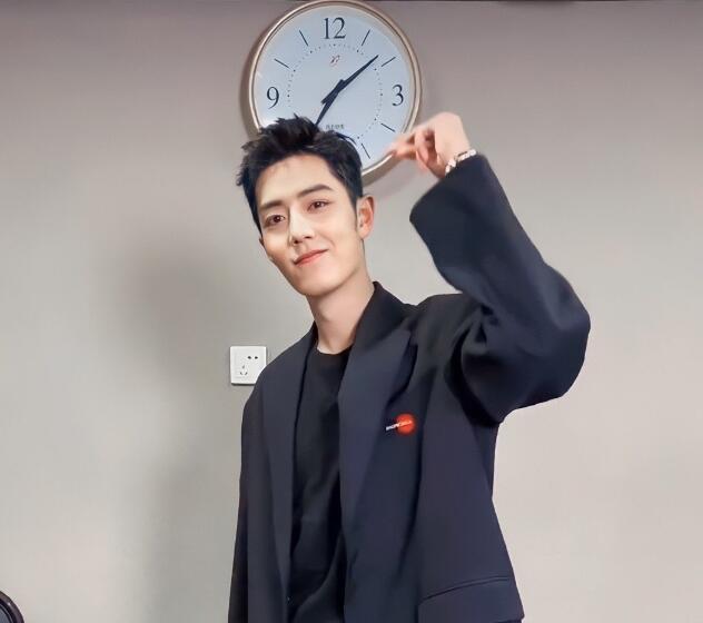 肖战《星光大赏》被狙,引主办方暴怒,王一博恐将为粉运行为买单