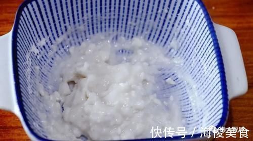 五花肉裹上淀粉糊,加一碗料汁炒,太下饭了,外皮想要更脆有窍门