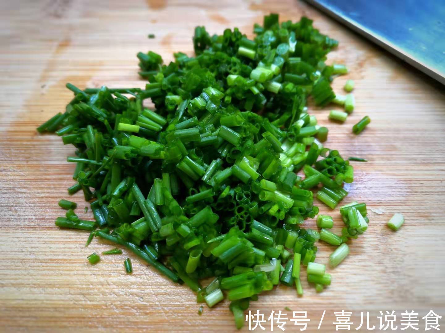 早餐饼|维生素是梨的8倍,养胃润肺助消化,做成小饼特别香,总也吃不够