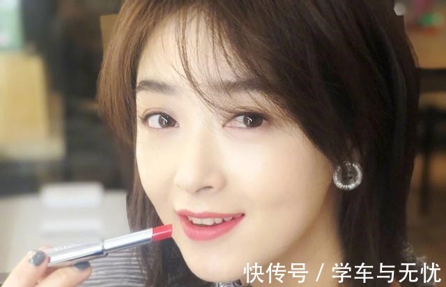 质地 为什么不管什么质地的口红涂起来都是同一种风格！