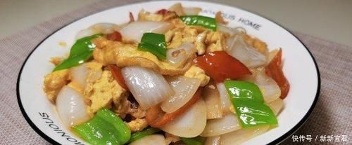 多吃洋葱护心脑，教您地道家常菜，加入鸡蛋炒一炒，天天吃不腻