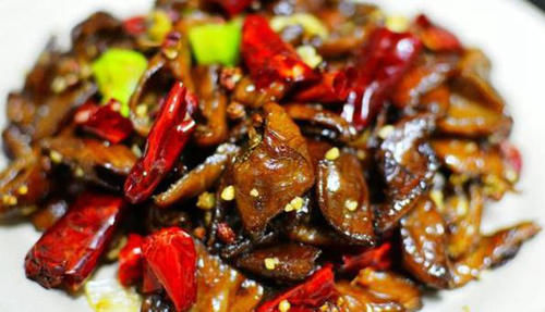  豆鼓|美食优选：干煸肥肠，豆鼓排骨，青椒拆骨肉，香辣杏鲍菇丝的做法