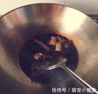 腌辣椒还得按老方法来,不仅制作简单,吃起来还特别香!