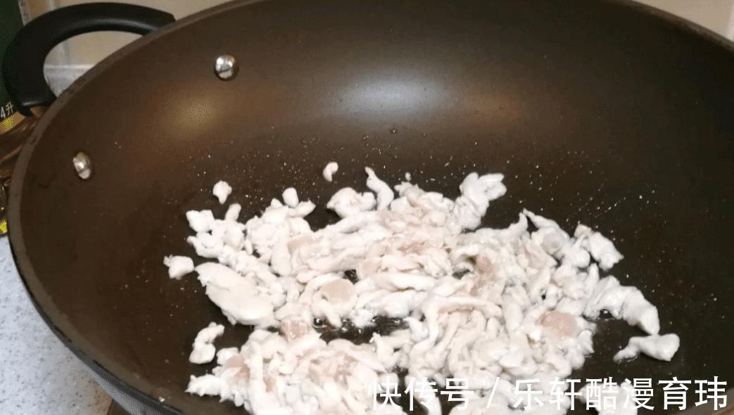 它是天然的“护眼菜”,学生娃要多吃,视力好了,双眼明亮了