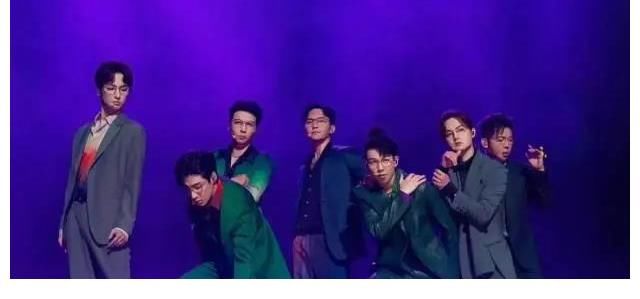 《哥哥》成團隱藏C位，觀眾錯罵張云龍，節目力捧的人現出水面