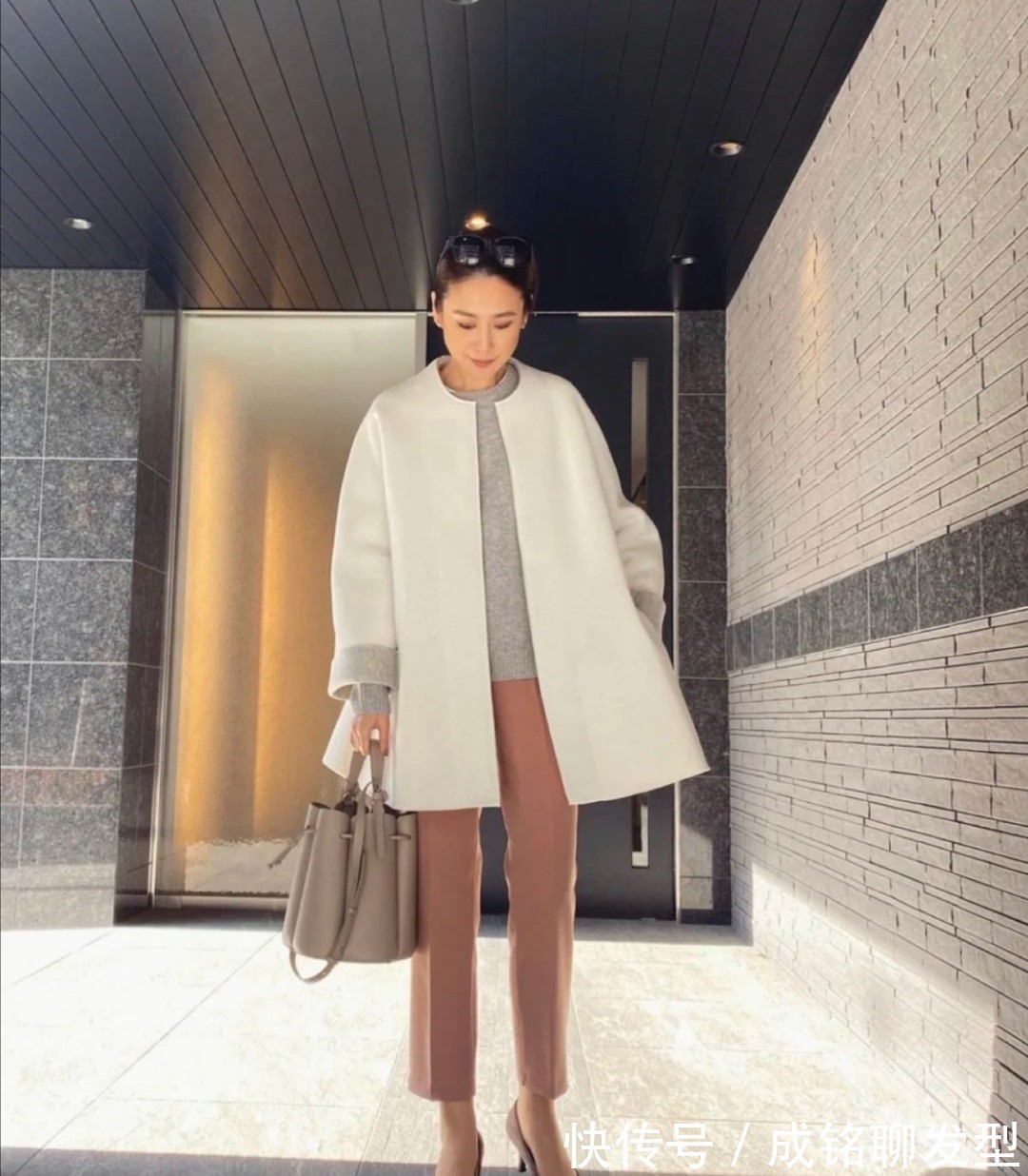 四五十岁的穿衣打扮,最好避开这三个搭配误区,显老又拉低档次