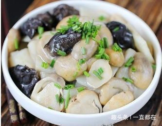 草菇草菇|农村里受欢迎的野菜,常吃可以抗癌,解毒,提高人体免疫力