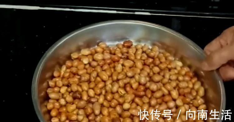 酒鬼|中国有名的“下酒菜”，酱牛肉最为诱人，吃过三种以上就算酒鬼了