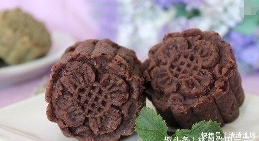 美容|女性来大姨妈时,常吃此4种食物,排出毒素,美容瘦身,子宫干净