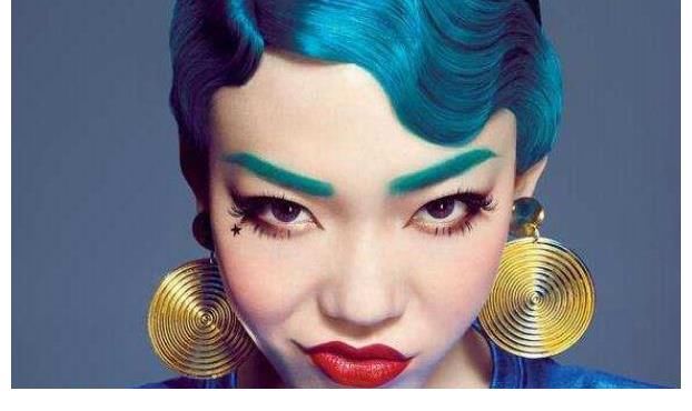 我要给你|恶心事？从大腕儿到县城卖唱，面对娱乐圈的肮脏，吴莫愁彻底输了