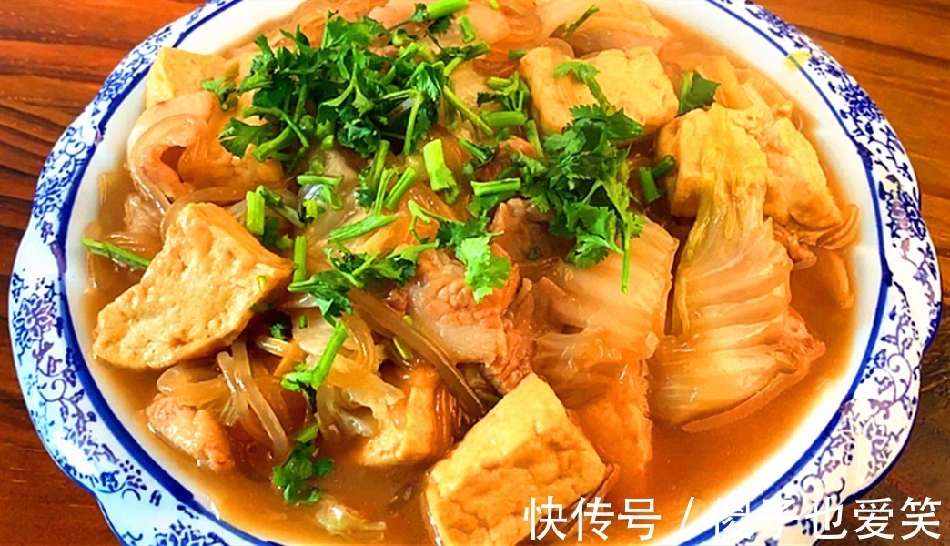 豆腐和此菜是绝配,冬天要常吃,每次炖一锅,好吃到连汤汁都不剩