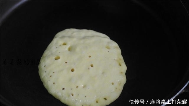 种类|早餐饼种类那么多,我就爱此物蓬松柔软越嚼越香,1分钟1个