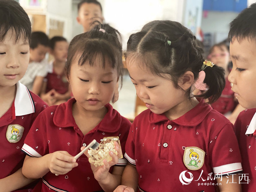 爱牙|【高清图】爱牙护牙从小做起