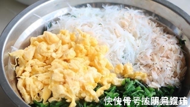 包子别再发面了，教你新吃法，皮薄馅儿大，比发面的好吃10倍！