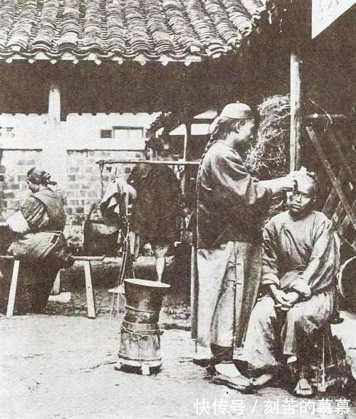 章太炎$年轻的鲁迅去理发,回家后写了首很酷的小诗,其中7字风靡百余年