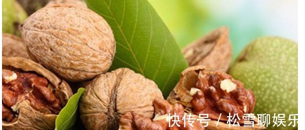 抗氧化剂|核桃与此物一起煮,腰不痛了,血压降了,女性想美容乌发可以试试