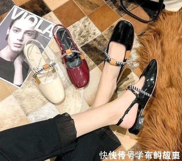 脚型 是时候穿凉鞋了!今年流行这几款,清凉显脚小!