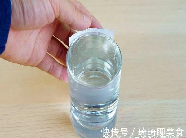 宝妈|6岁女儿身上有异味,医生取出“异物”并怒斥道:妈妈太无知