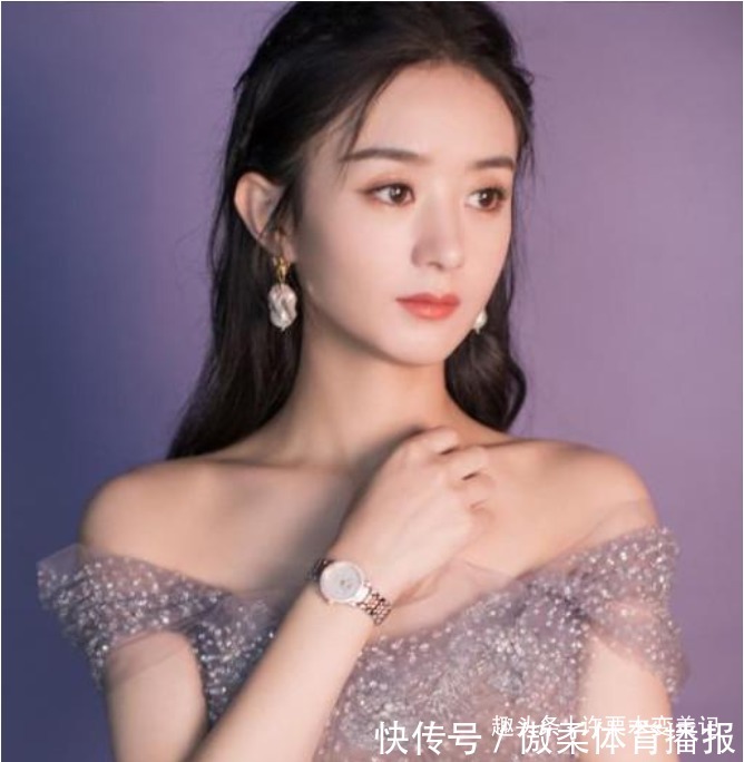 风格 女人戴“手镯”还是“手表”好看?三个理由告诉你,戴错很尴尬!