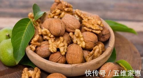 抗衰老|人到中年要会吃,常吃三种食物,降压减脂,抗衰老,早吃早好