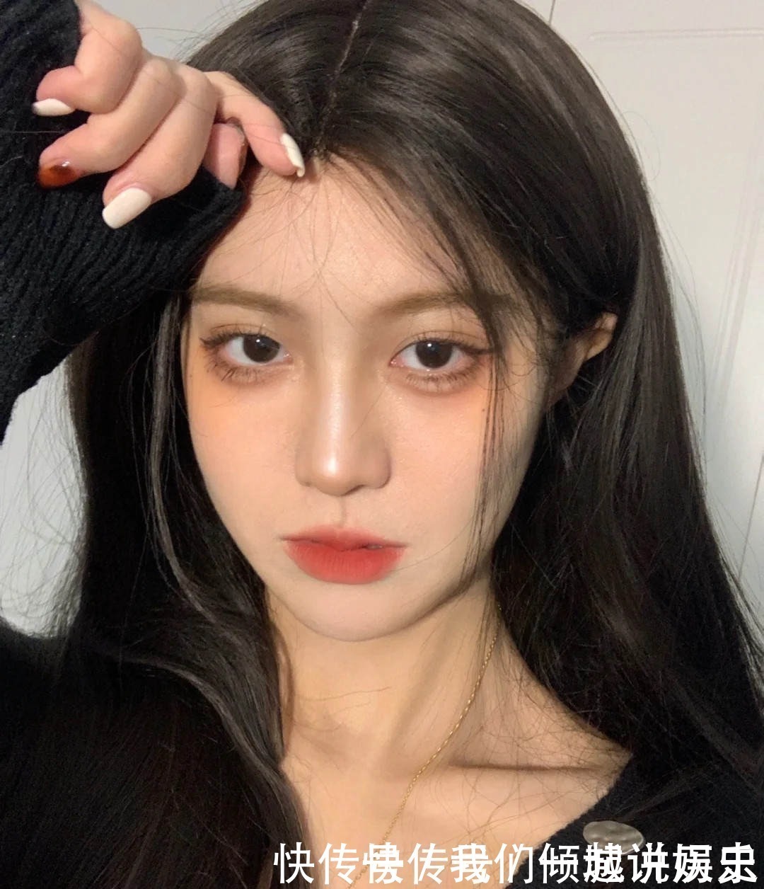 小细|平价但不平庸的口红,完美日记小细跟01又纯又欲,04复古显白