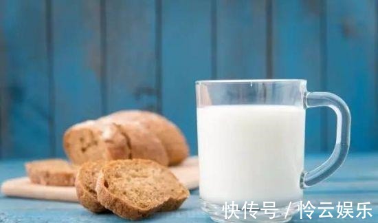 乳糖|孩子蹬腿别光说可爱，可能是肠道问题，别不在意，孩子会长不高